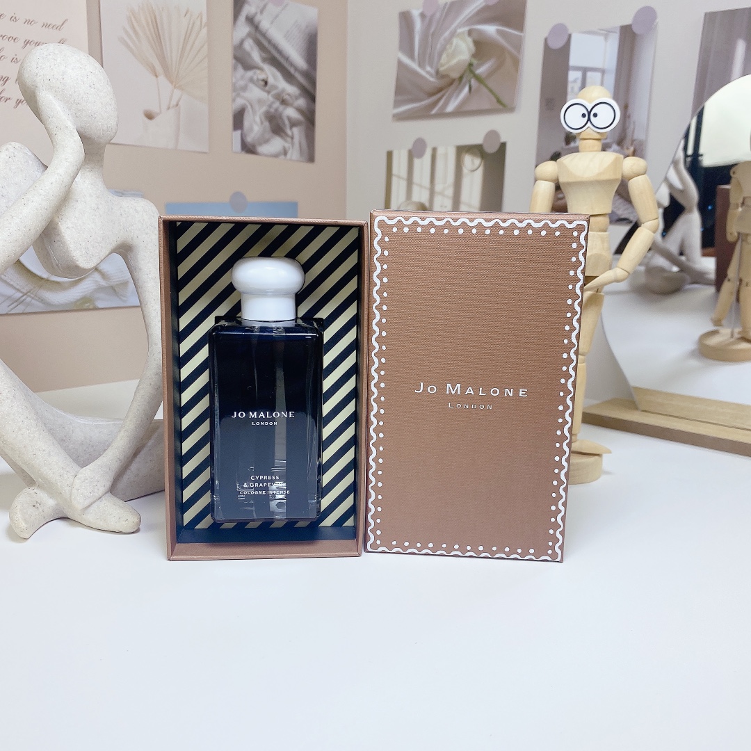 Jo Malone perfume